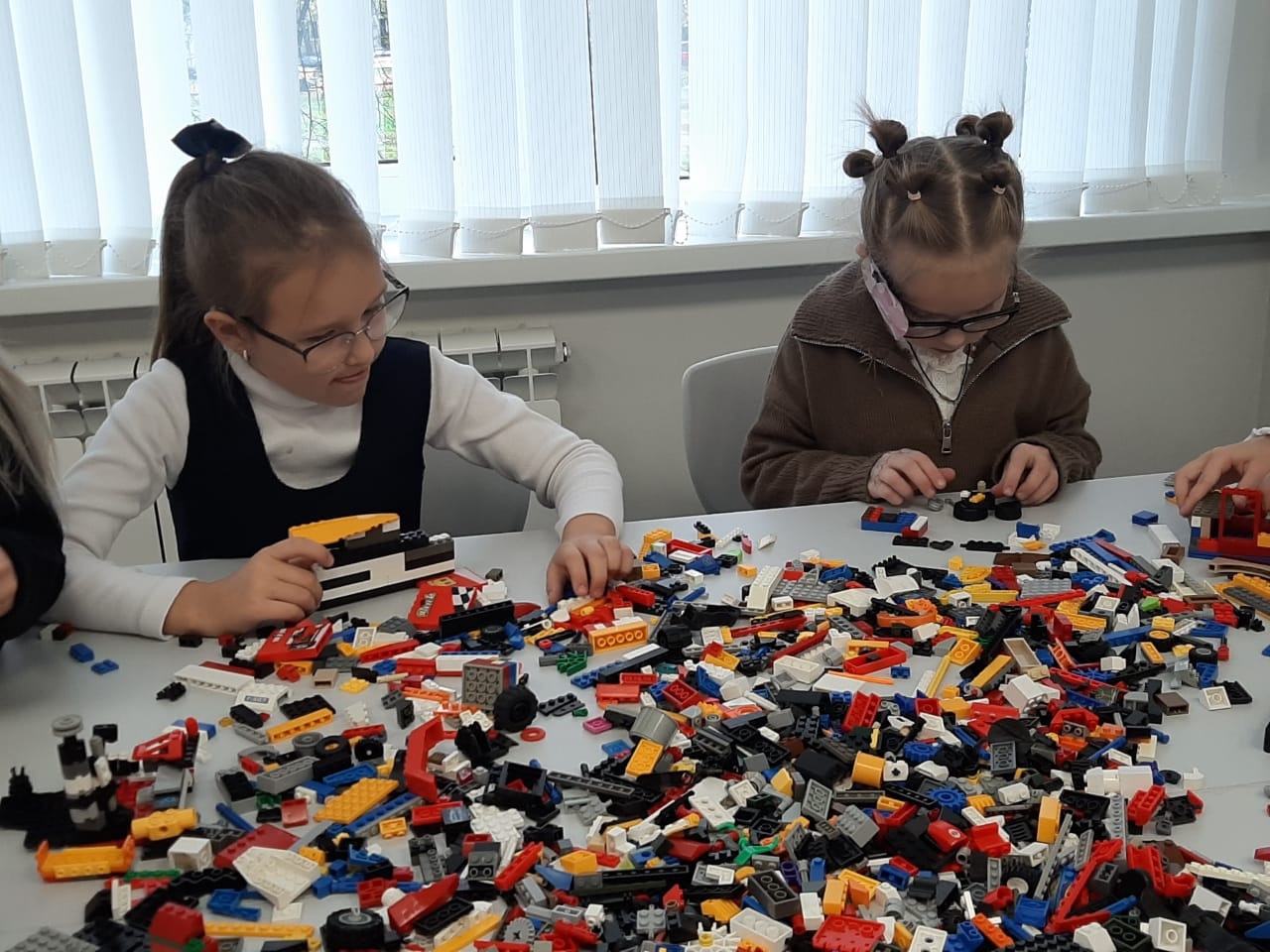 Наш первый урок в образовательном центре «Точка Роста» Наш первый урок в образовательном центре «Точка Роста» .